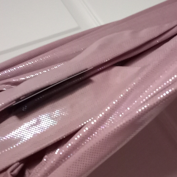 Pink iridescent dress - Picture 3 of 4